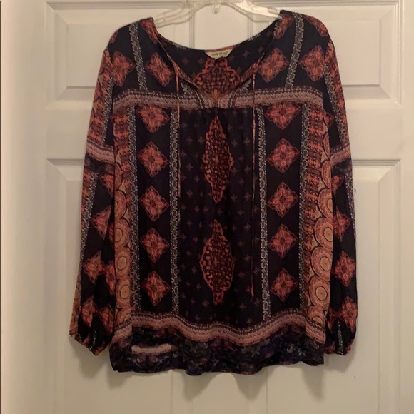 Top - Picture 4 of 4